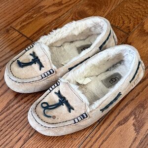 UGG Tan Moccasin Slippers with Fuzzy Lining - Bella Moccasin